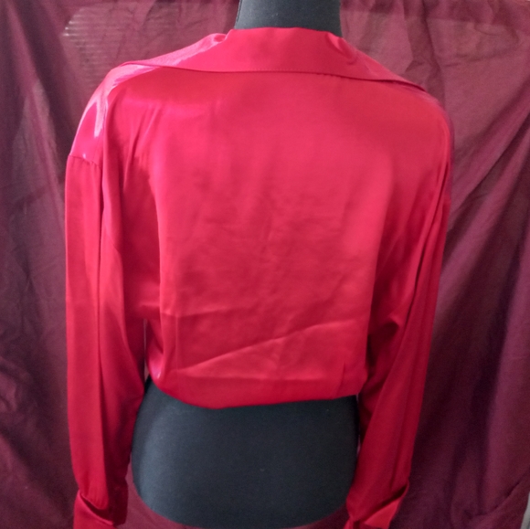 Born in America red silk size S (everything must go! Moving sale) - Picture 2 of 5